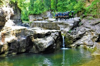 FROST Canyoning & Jump Splash | © FROST Rafting & Canyoning Tours